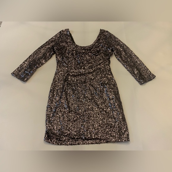 Janet Paris all sequined large all sequined dress, above the knee, silver (O) - Picture 1 of 3
